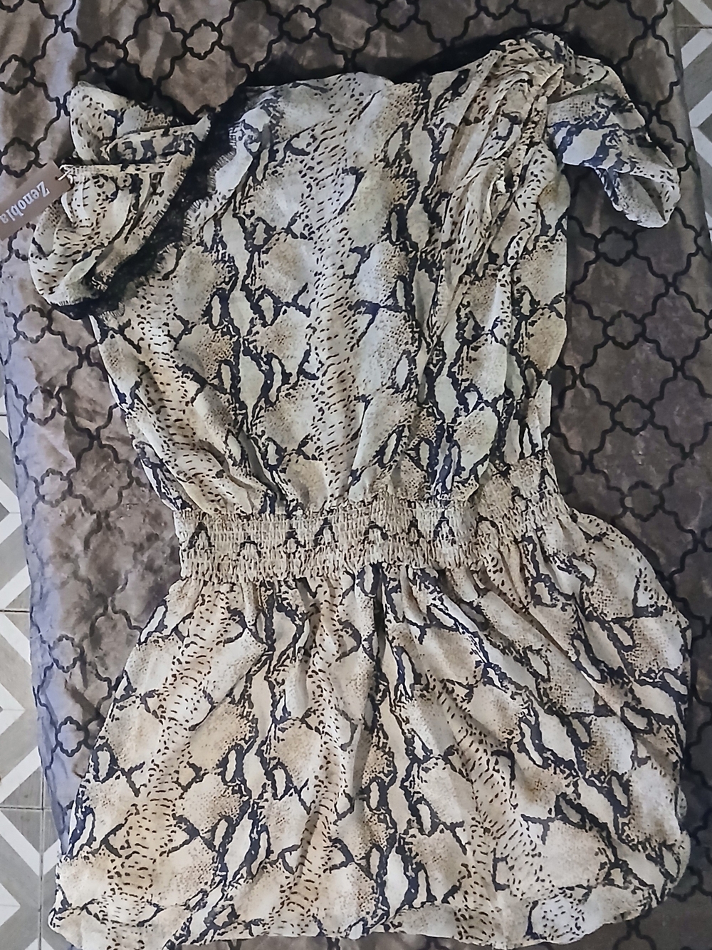 Zenobia Beige and Navy Snake-Print Top
